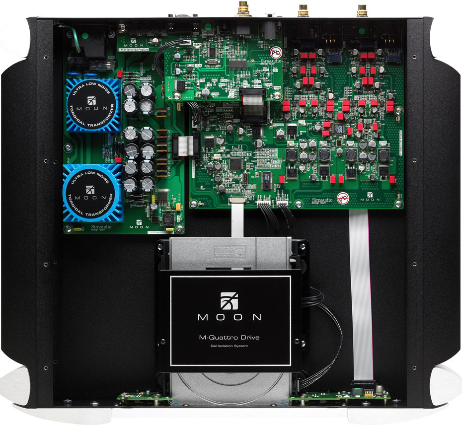 Inside view of the Simaudio Moon Evolution 750D CD Player/DAC