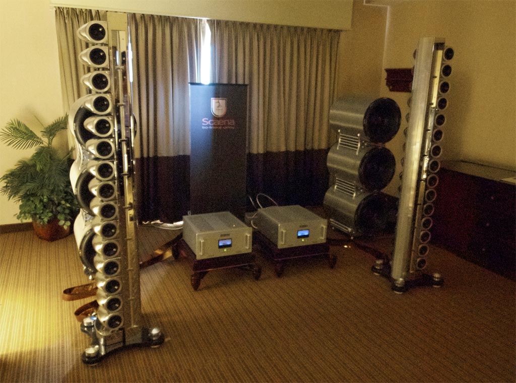 scaene at axpona 2013